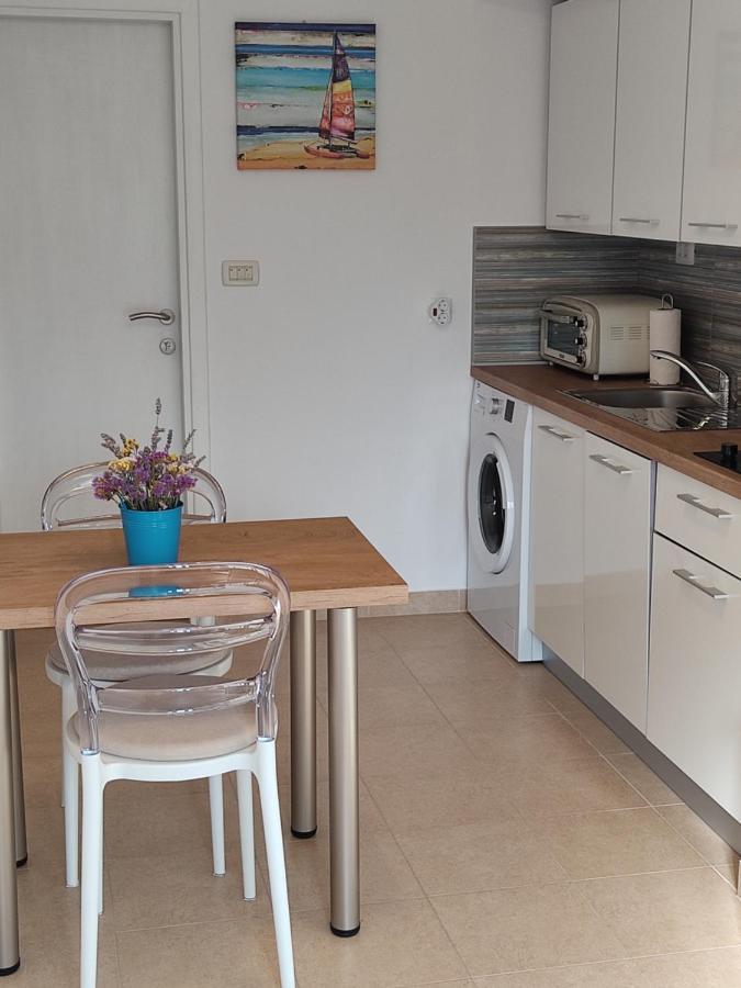 Apartman Studio Lu เนเรซีน ภายนอก รูปภาพ
